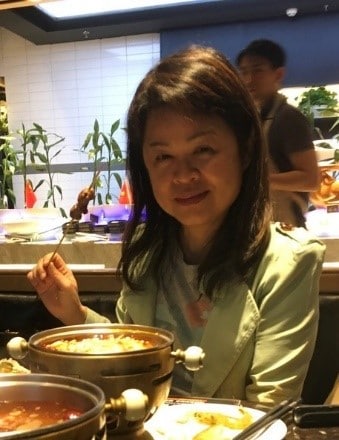 Li-Ching Lee at a restaurant