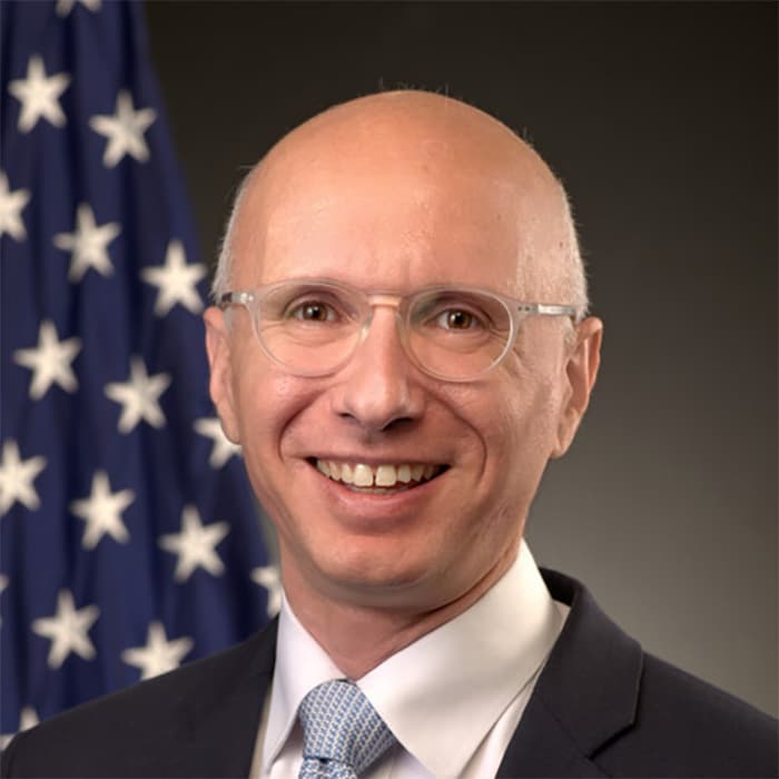 Headshot of Dr. Aaron (Ari) Bernstein, director of the National Center for Environmental Health and Agency for Toxic Substances and Disease Registry