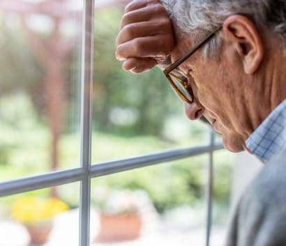 Psychological distress from early adulthood to early old age