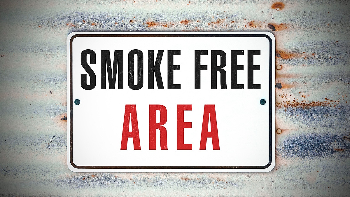 Image of a sign that reads "Smoke Free Area."