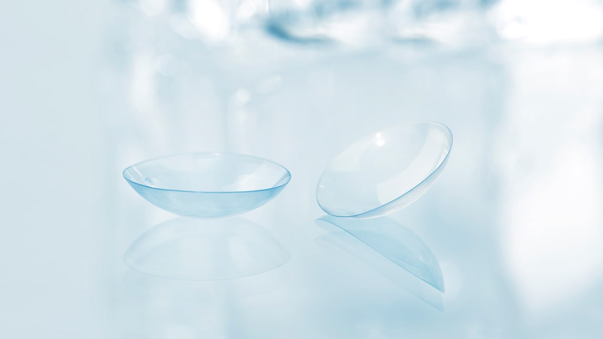 Image of contact lenses.
