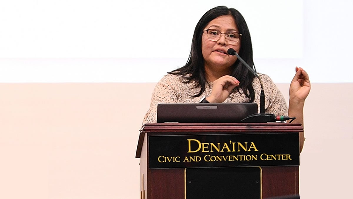 Jennell Clark, Division Chief of Public Health Nursing for the Salt River Pima-Maricopa Indian Community, delivering a presentation on eCR at the National Tribal Health Conference. Photo courtesy of National Indian Health Board.