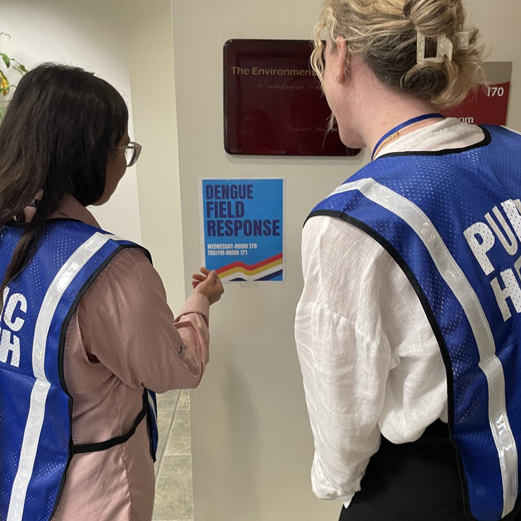 Los Angeles Department of Public Health staff Dr. Umme-Aiman Halai (left) and EIS officer Dr. Aisling Vaughan (Class of 2024) (right) during the response to locally acquired dengue cases in Los Angeles County.