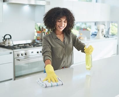 Limpieza y desinfección del hogar