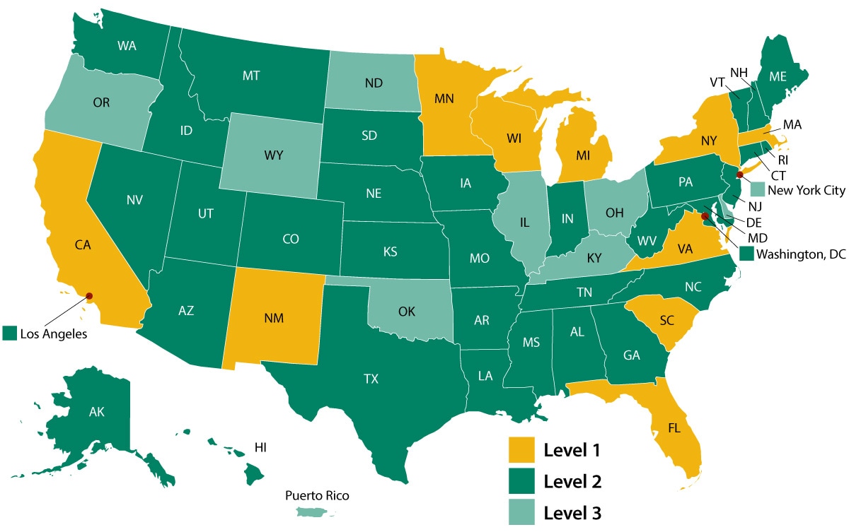 U.S. map with state boundaries. Level 1 states are yellow, level 2 states are dark green, level 3 states are light green.