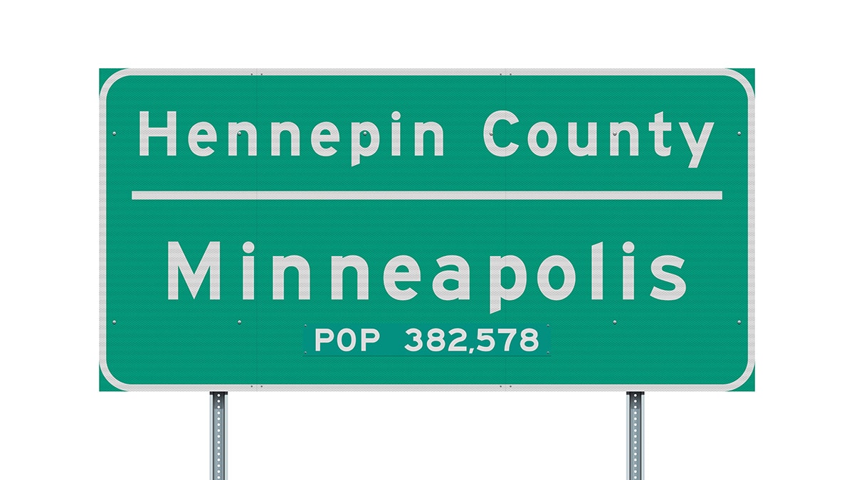 Highway sign for Hennepin County