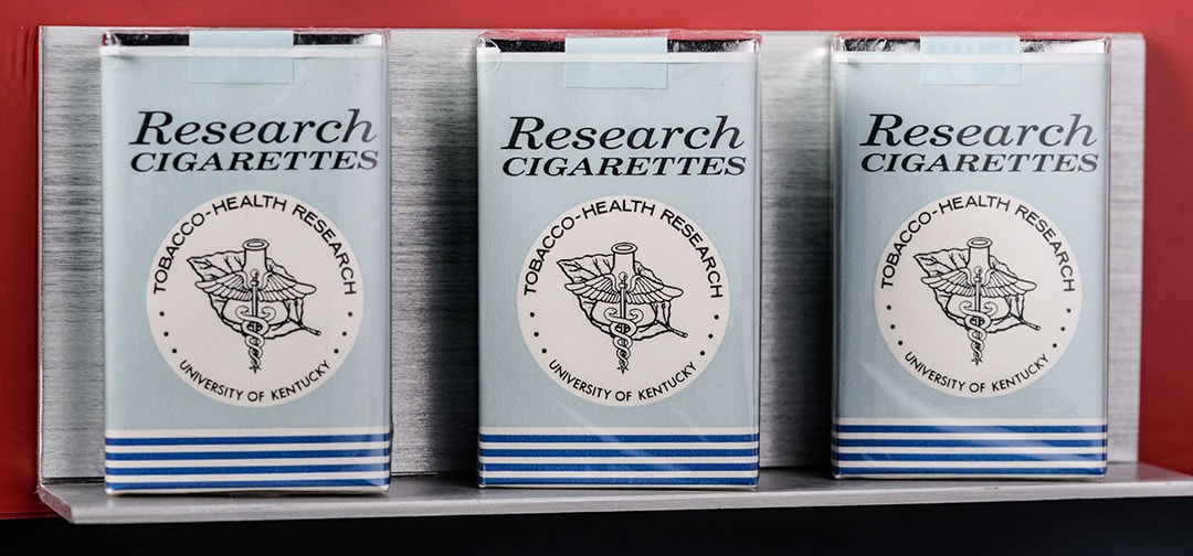 Cesser de Fumer: Profite a la Sante - Digital Collections - National  Library of Medicine