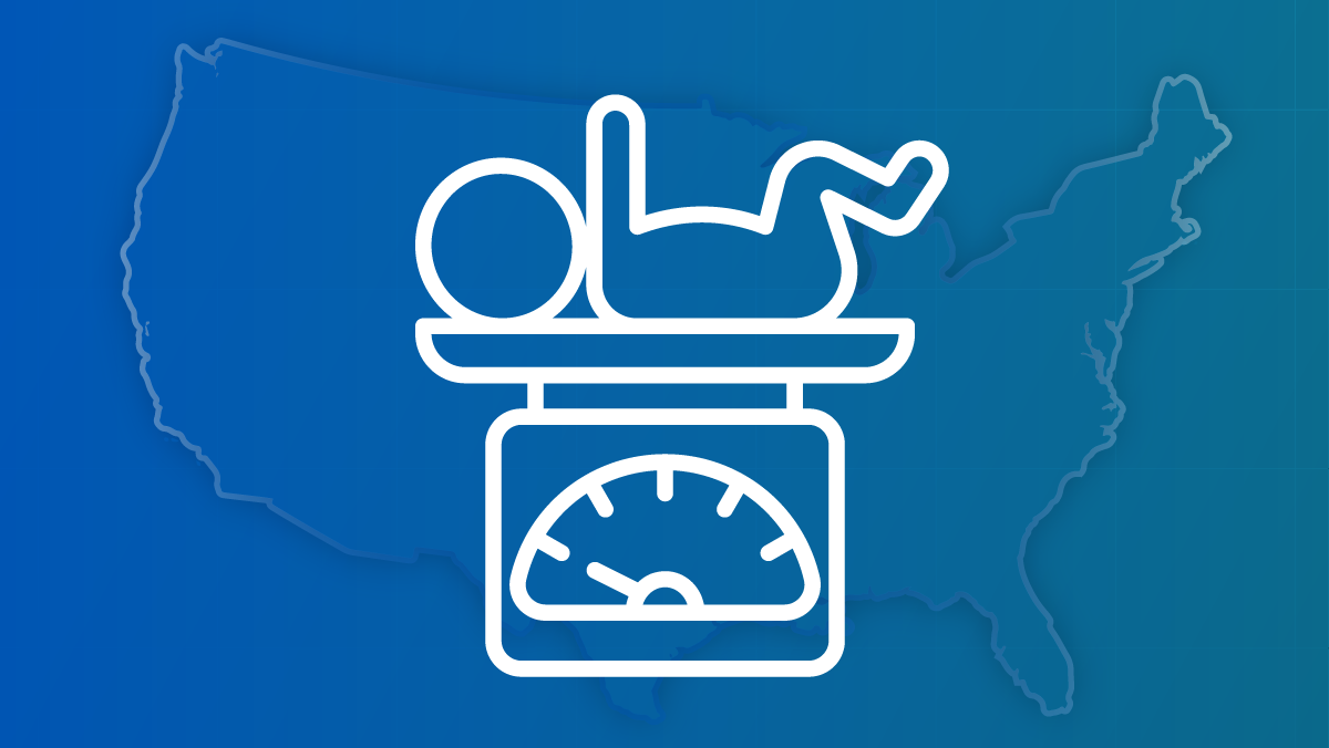 An outline of a baby on a scale that measures the lowest weight against a backdrop of a U.S. map.