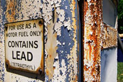leadsign.jpg_1b989 Señal que indica que el combustible contiene plomo