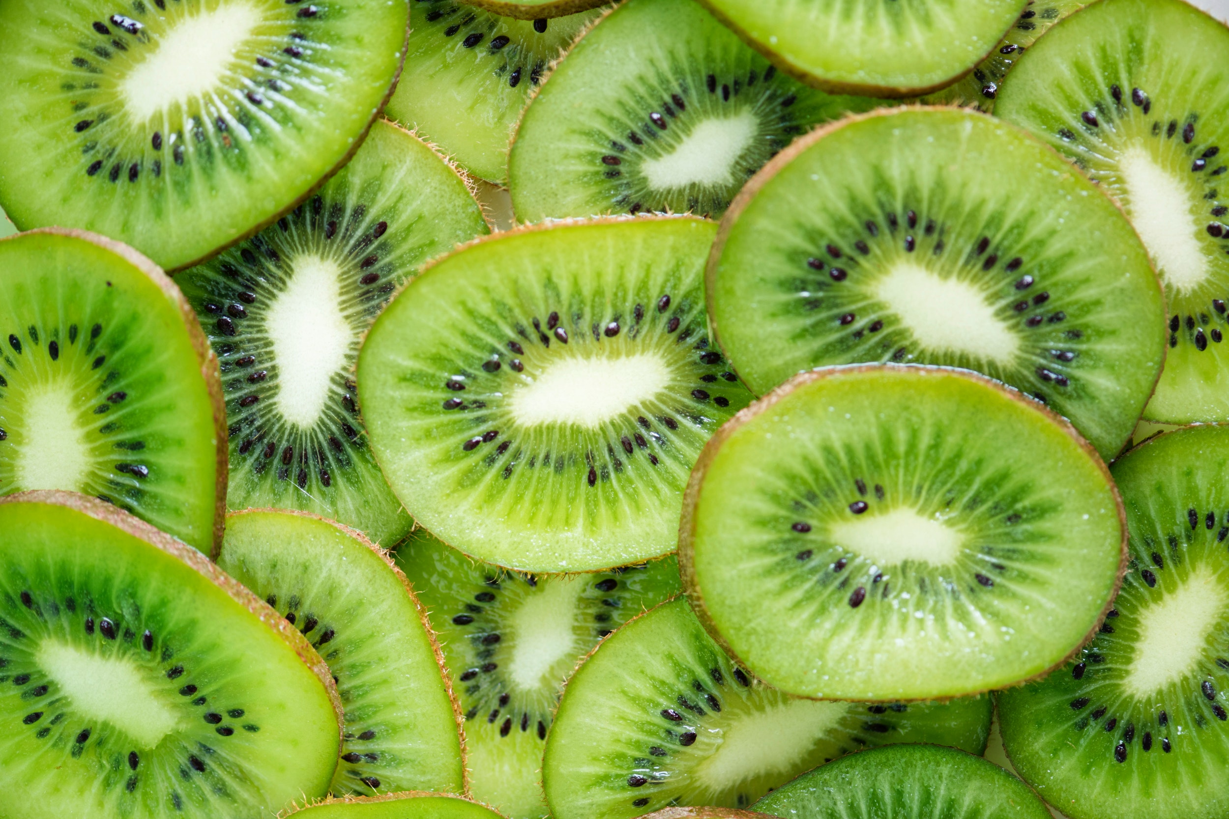 close-up-cut-delicious-953215